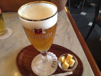 Una cerveza en Namur: un Maredsous en Caffè le Collège